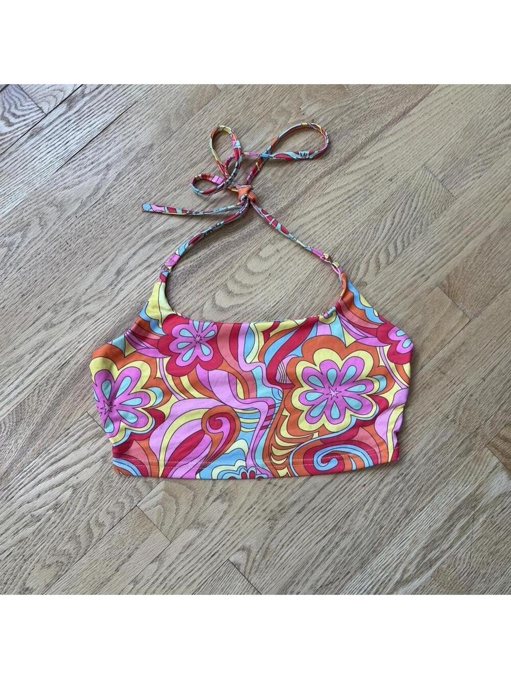 Y2K Retro Floral Halter Crop Top | 70s Groovy Psychedelic Print